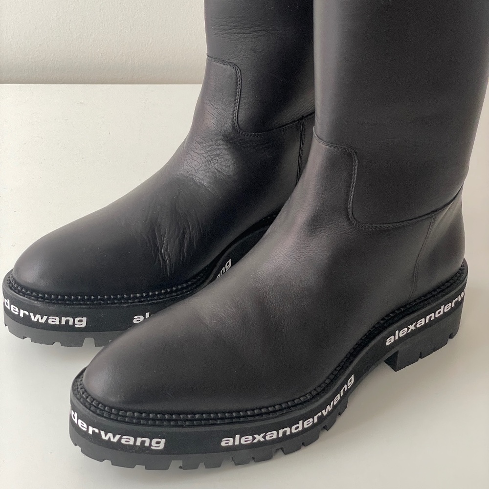 size 38.5 - ALEXANDER WANG SANFORD RIDING BOOT White logo